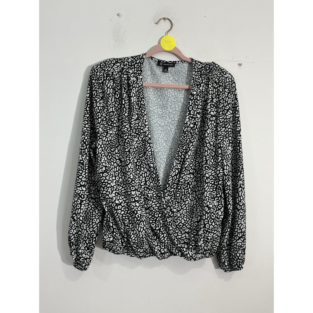Womans Inc XXLblack White Criss Cross front V Neck Elastic Blouse